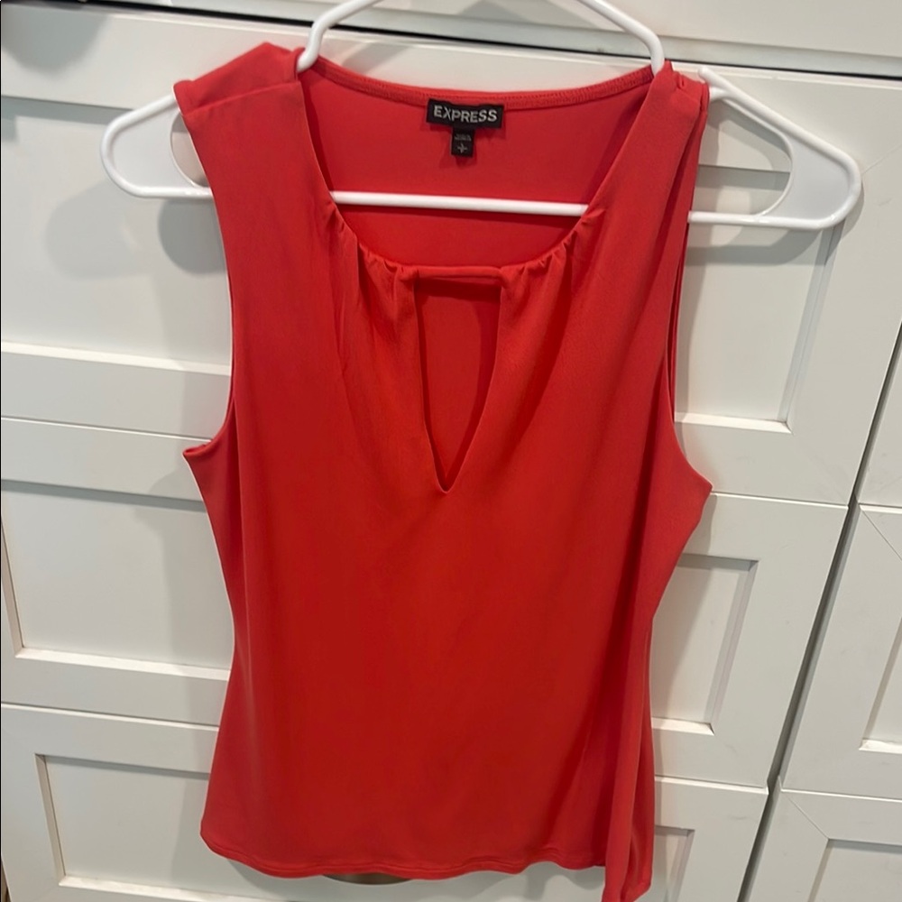 Express coral Fitted Tank Top with Cut Out Neckline